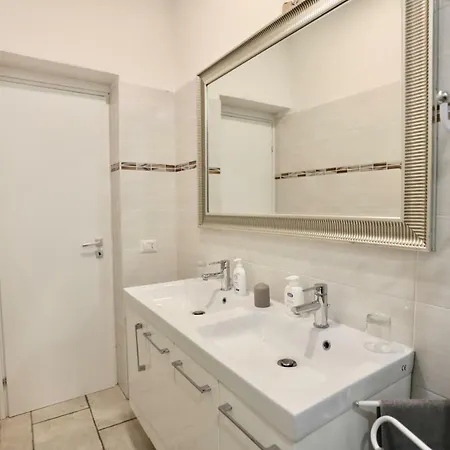 Pretty Space 100metri Da Stazione Daire *